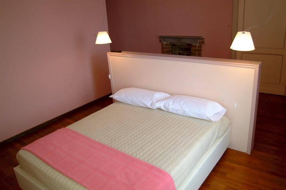 Dimora Castello Dei Conti Bed and Breakfast Trinità Buitenkant foto